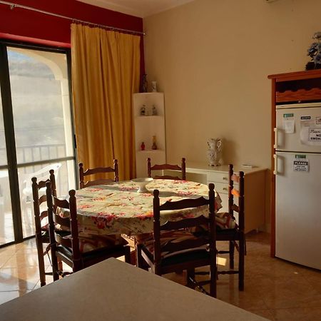 Spacious Apartment In Marsalforn, Gozo 외부 사진