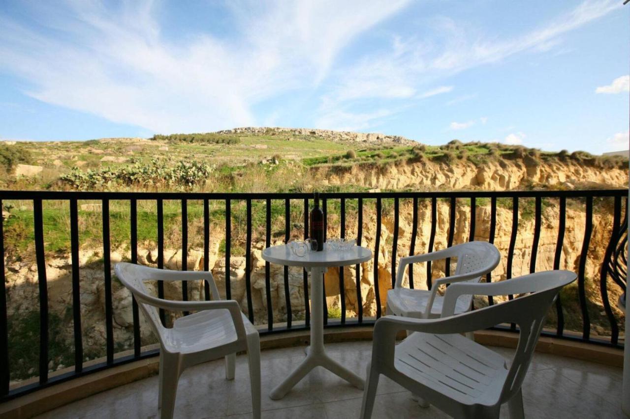 Spacious Apartment In Marsalforn, Gozo 외부 사진